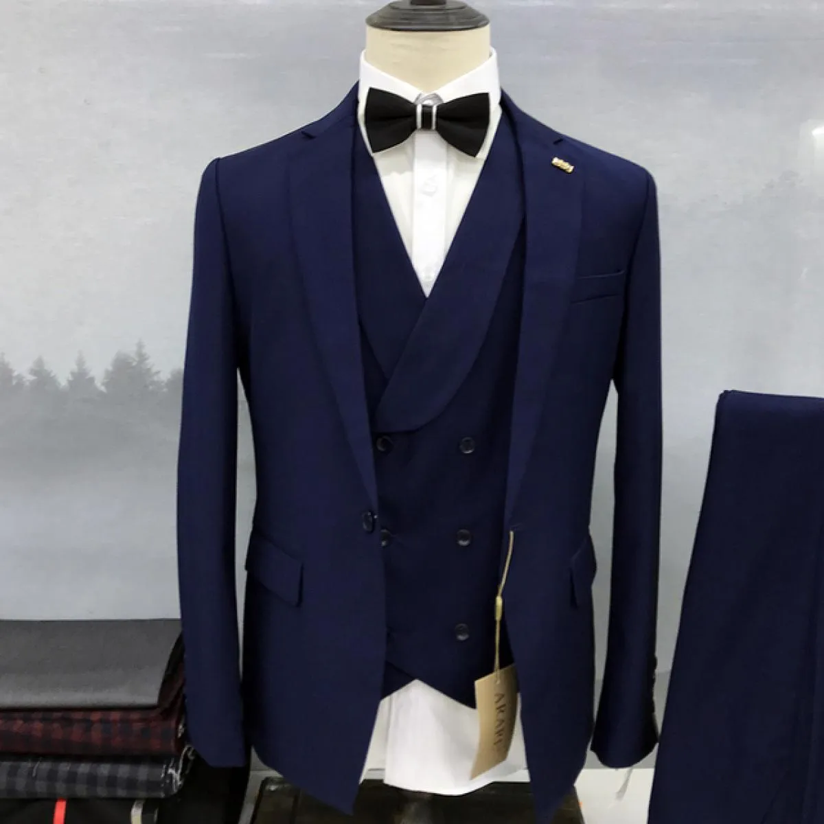 2023 Abito da uomo di lusso blu navy Blcak cappotto in tre pezzi pantaloni gilet con risvolto risvolto primavera slim fit giacca
