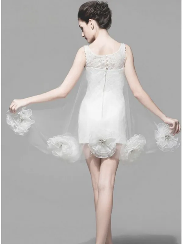 Abito da Sposa Corto particolare con strato trasparente di Tulle e fiori