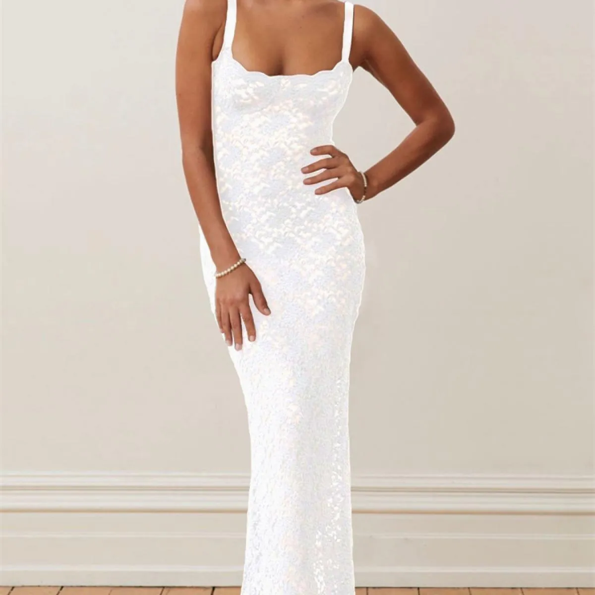 Abito in pizzo nero Abito femminile sottile scollato con spalline senza schienale Abito elegante da sera per feste Abito m