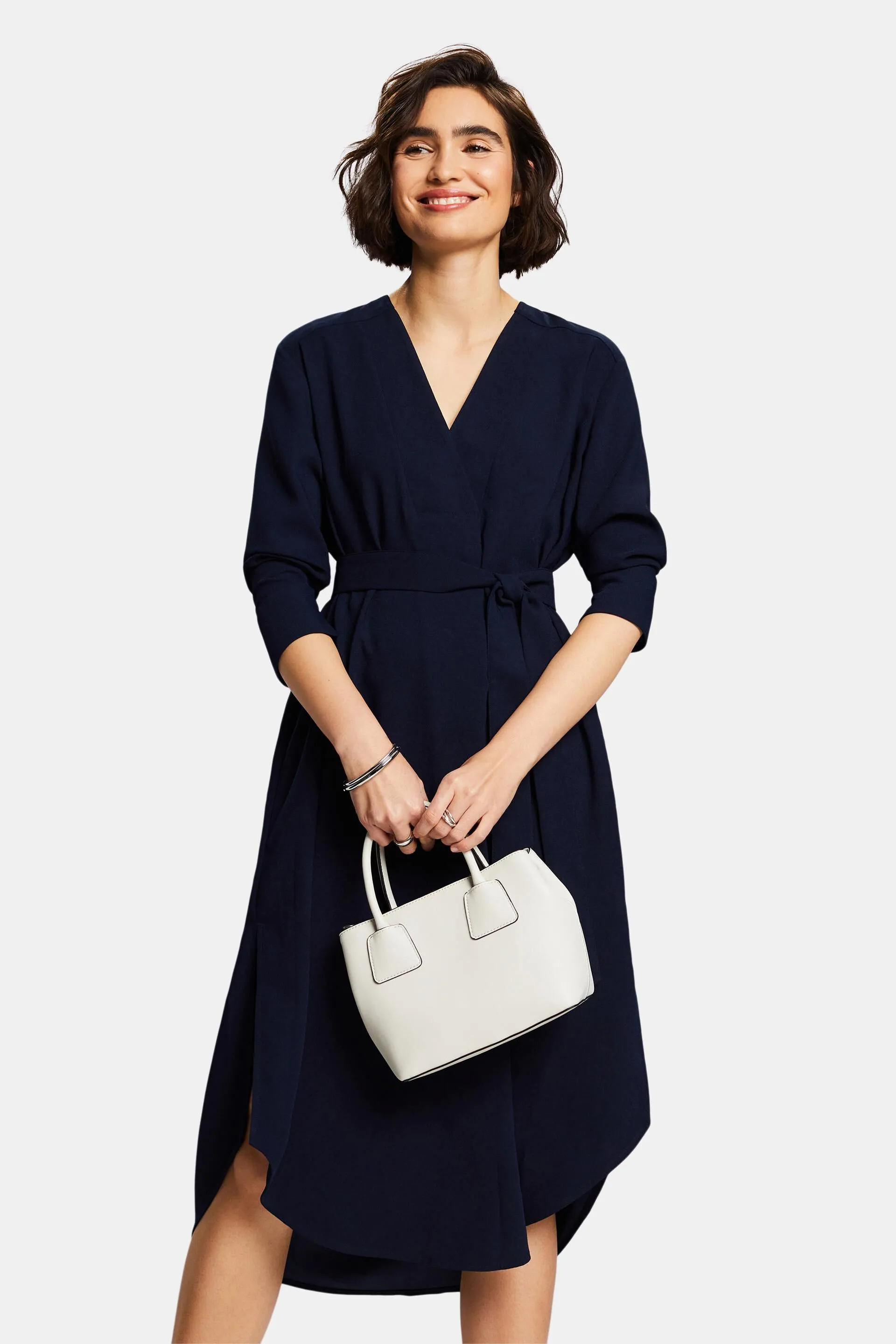 Abito midi con scollo a V e cintura