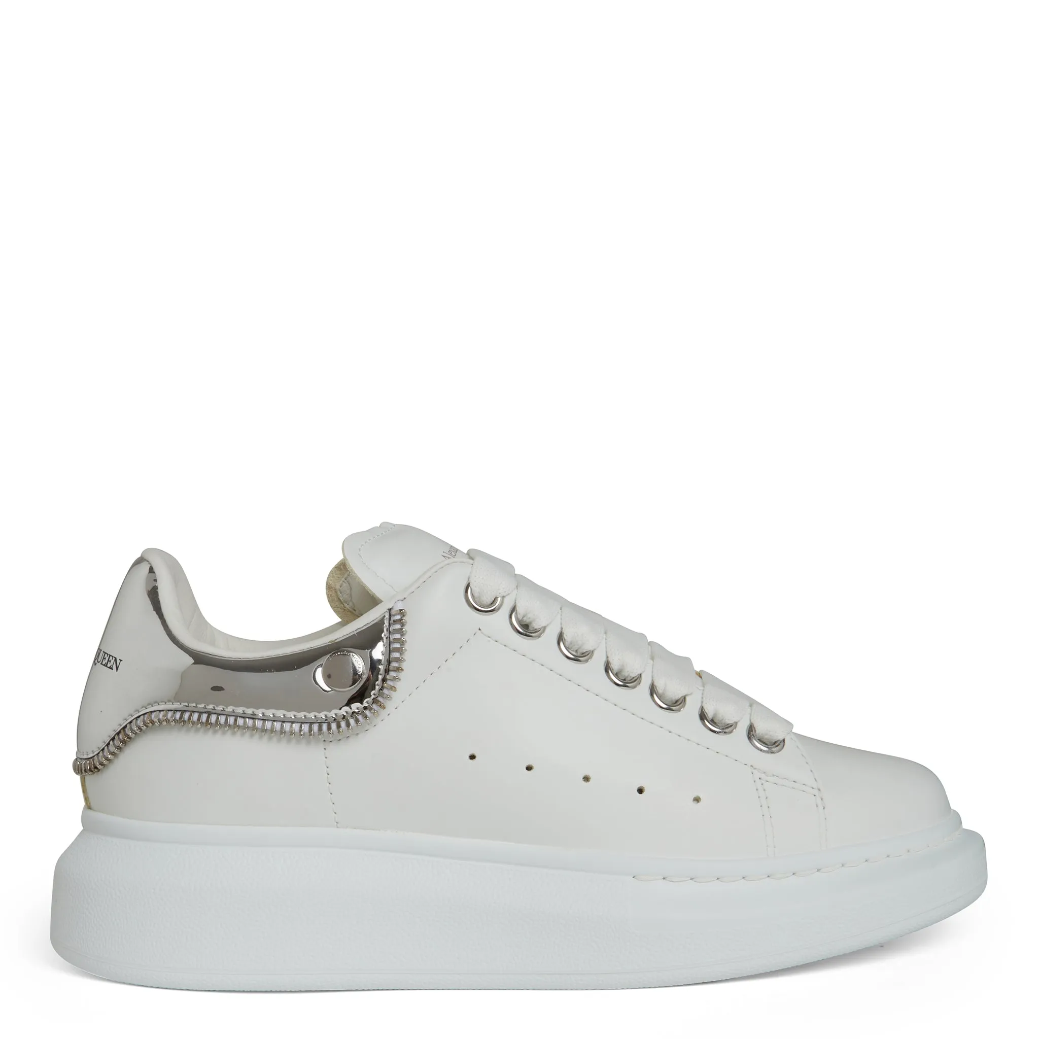 ALEXANDER MCQUEEN  Sneakers oversize in pelle bianca e argento