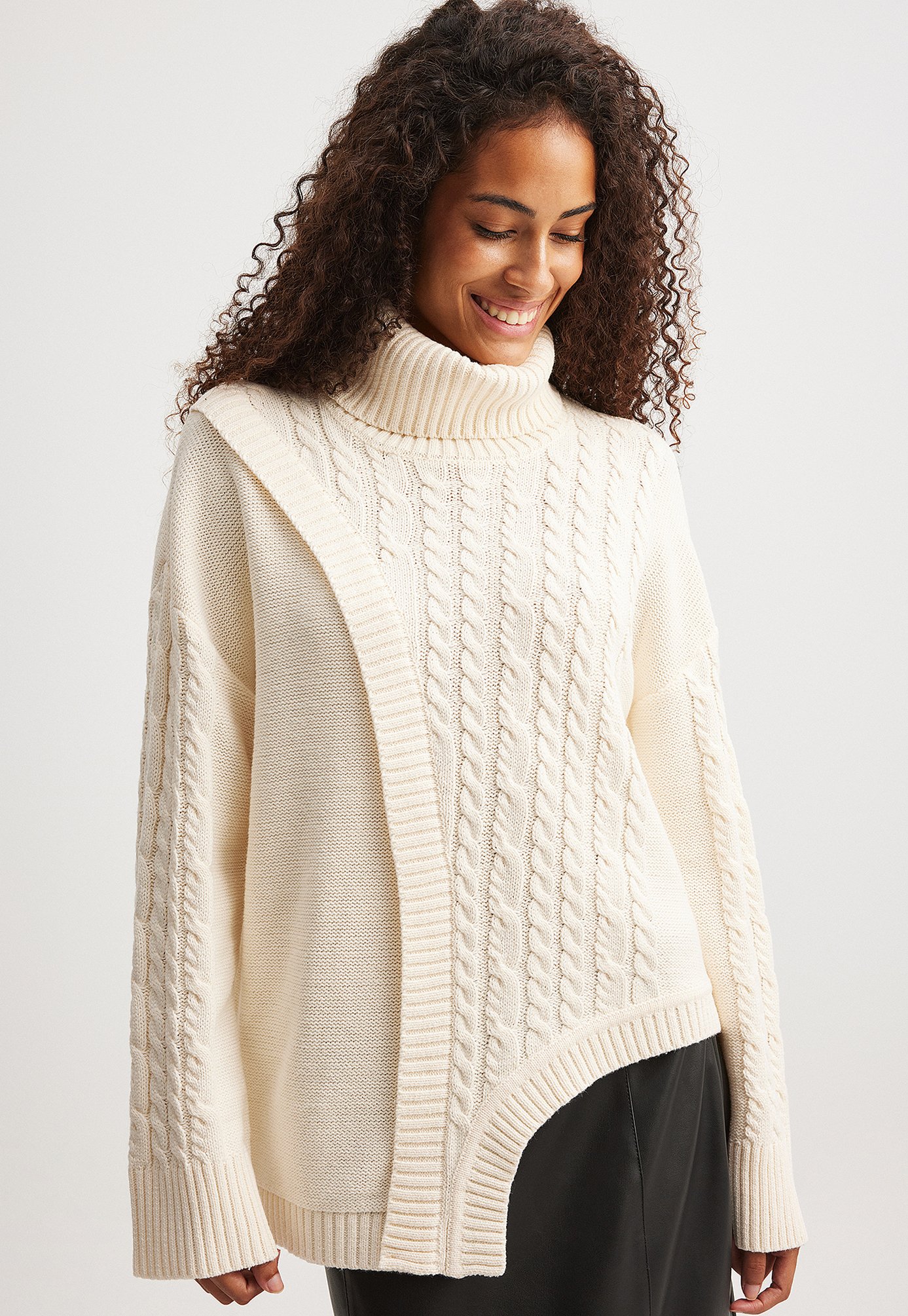 ASYMMETRISCHER  - Maglione