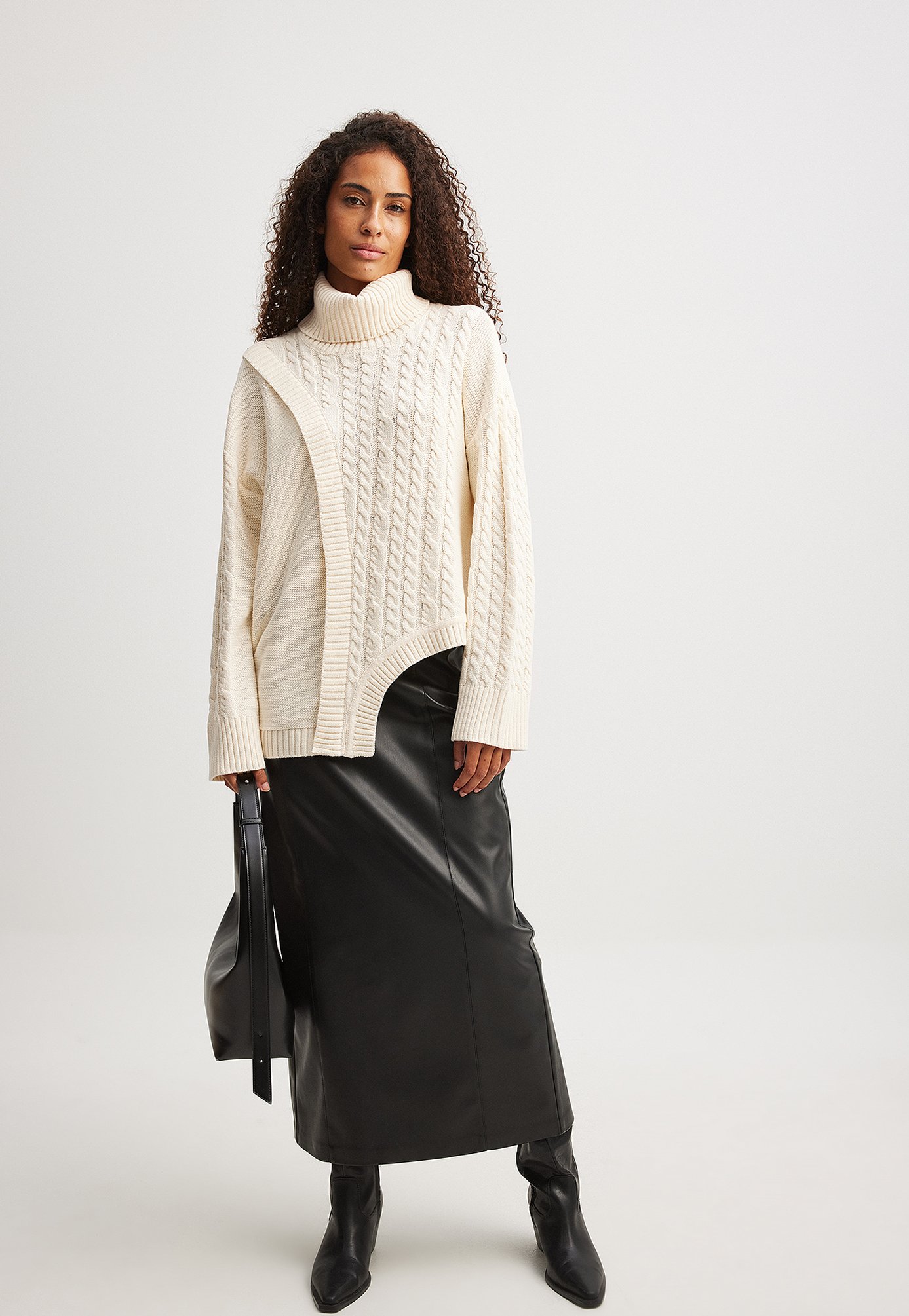 ASYMMETRISCHER  - Maglione