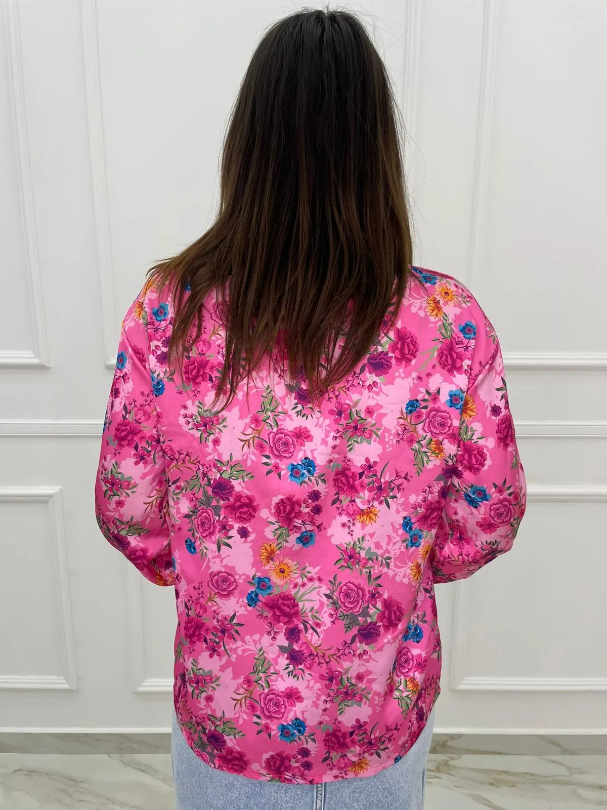 Camicia a fiori con elastico alle maniche