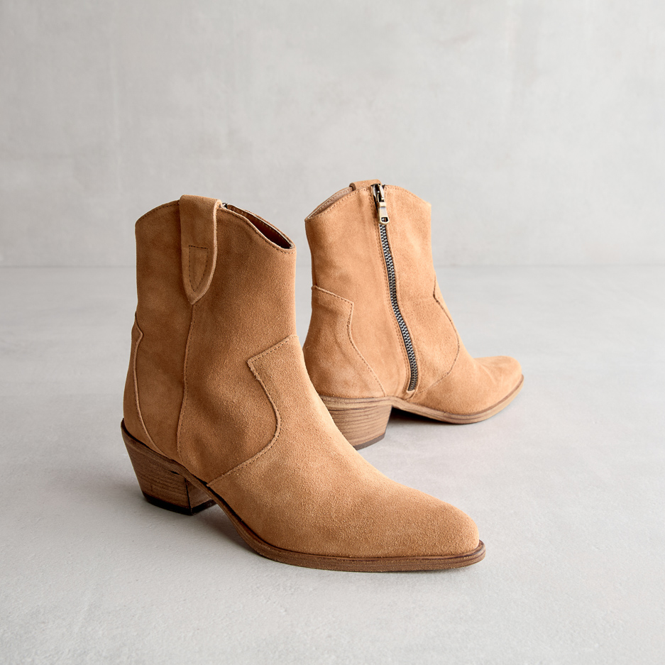 Cowboy Boot Camel