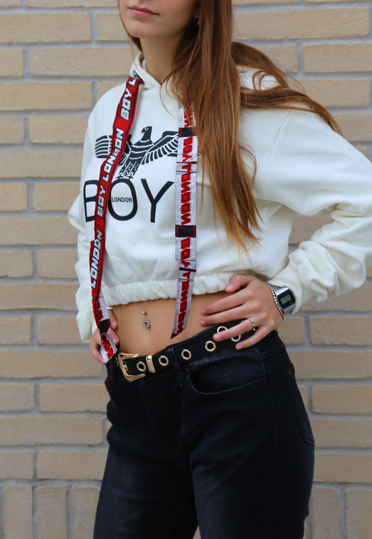 FELPA C/CAPPUCCIO CROP BIANCA