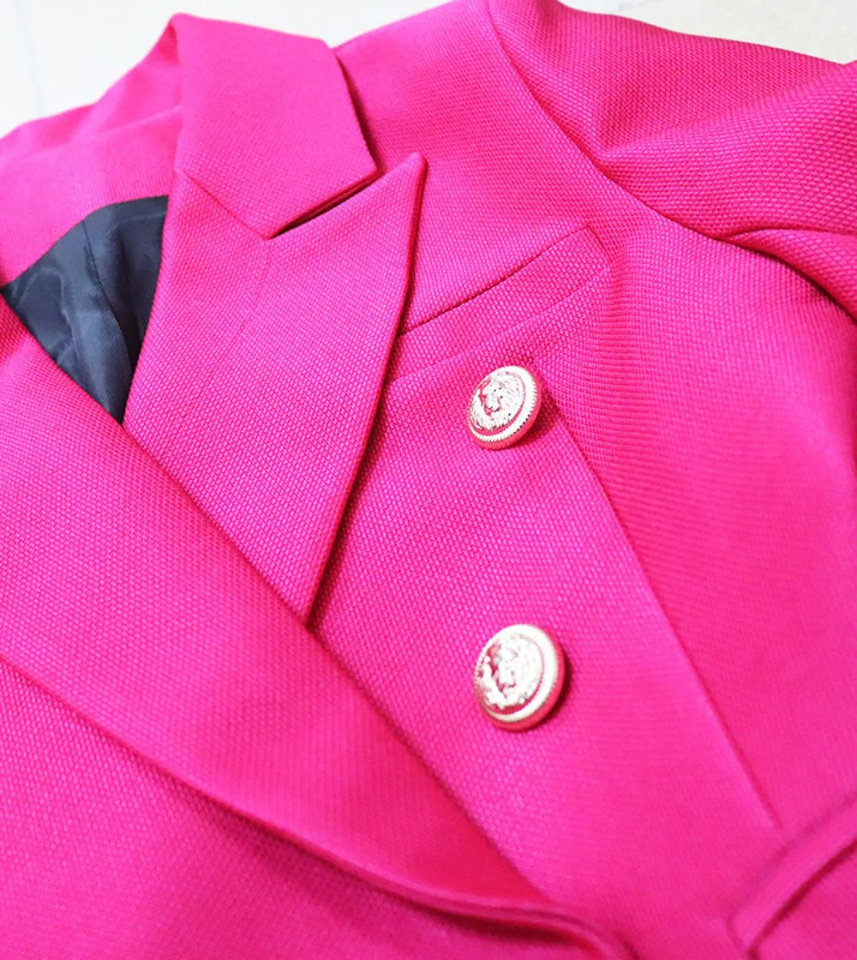 Giacca blazer rosso rosa Donna Primavera Nuovo cappotto femminile Doppio petto Bottone dorato Blazer firmati classici Femme High