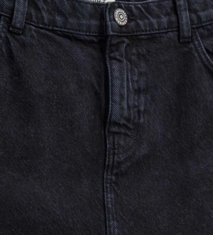 --Gonna bull denim-