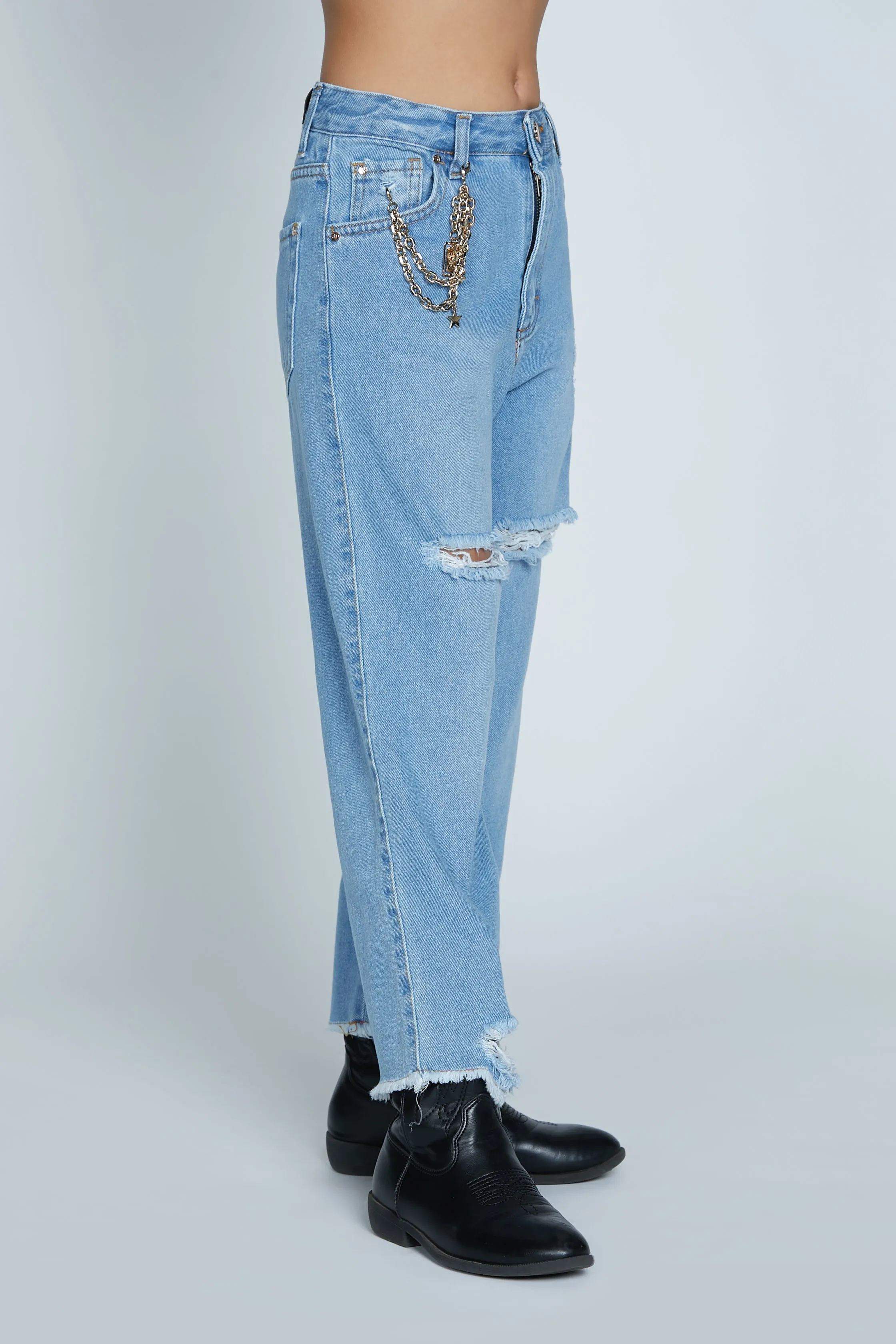 Jeans RUTA con catena color oro