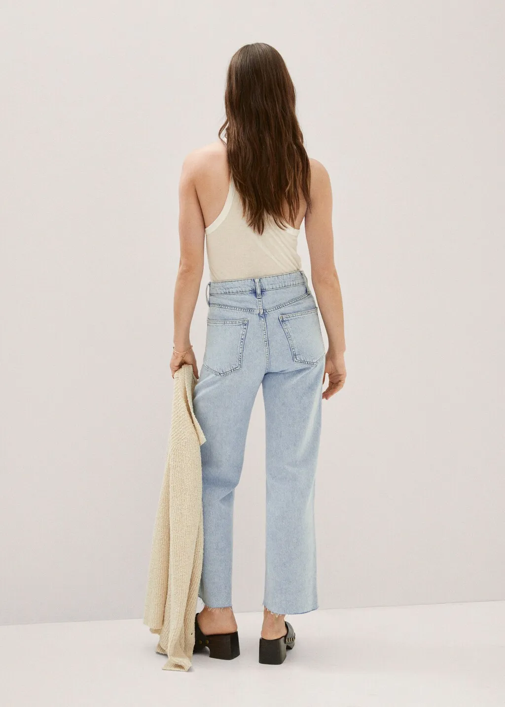 Jeans wideleg bordo inferiore sfilacciato