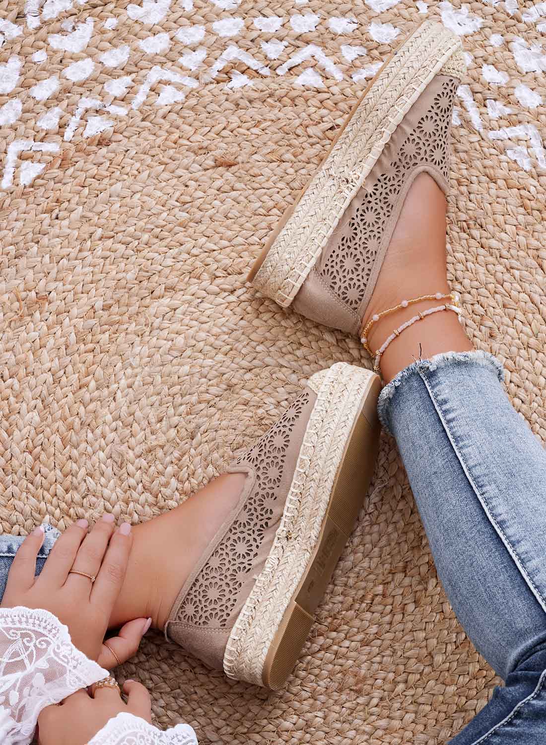 LILY - Espadrillas fango ricamate con zeppa