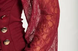 Miniabito elegante con maniche in pizzo, 18168, bordeaux