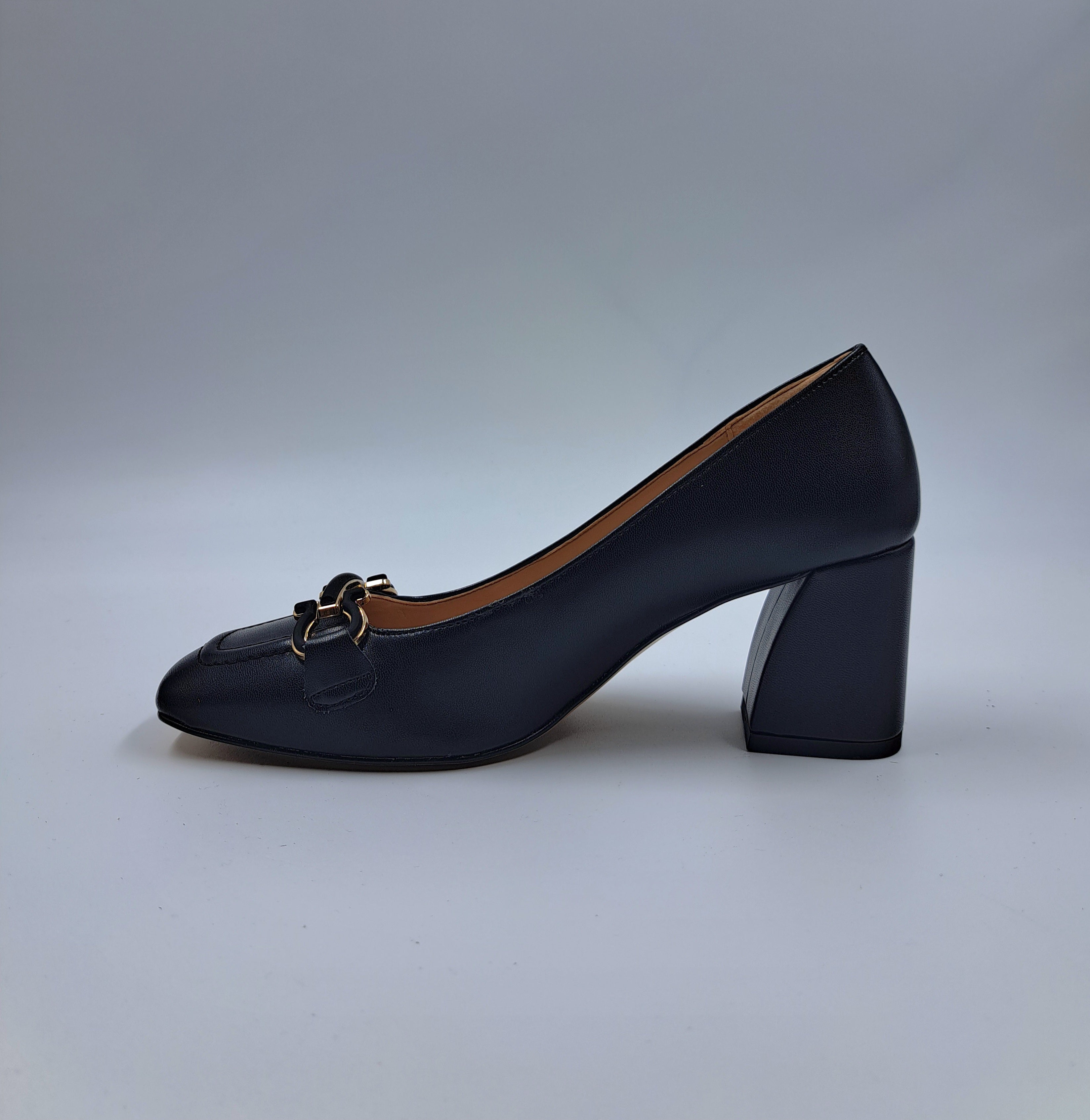 MOCASSINI FIBBIA METALLICA NERO