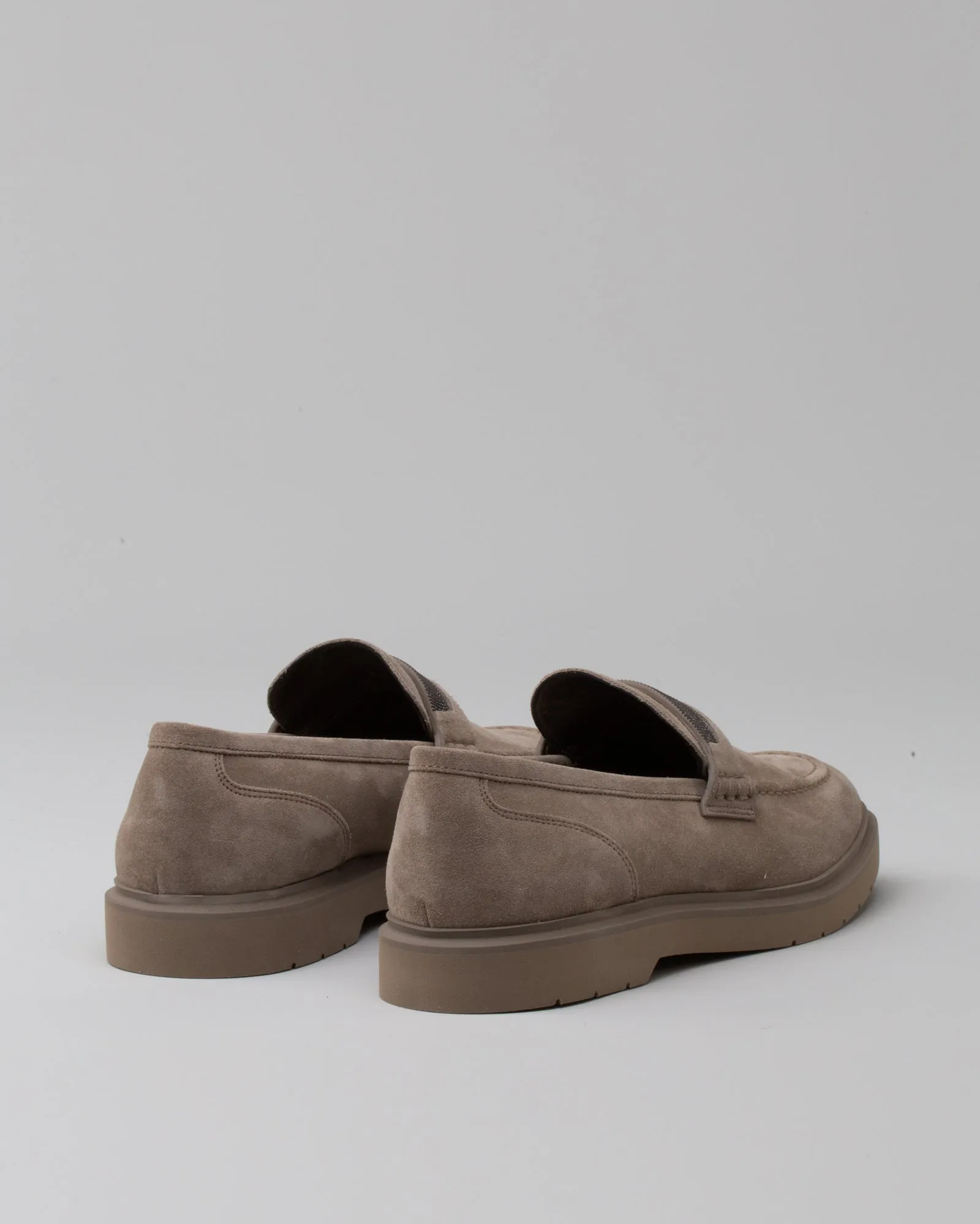 Mocassino in suede con monile