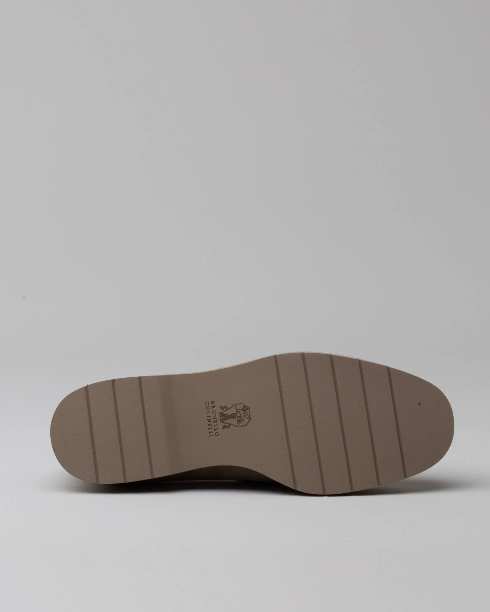 Mocassino in suede con monile