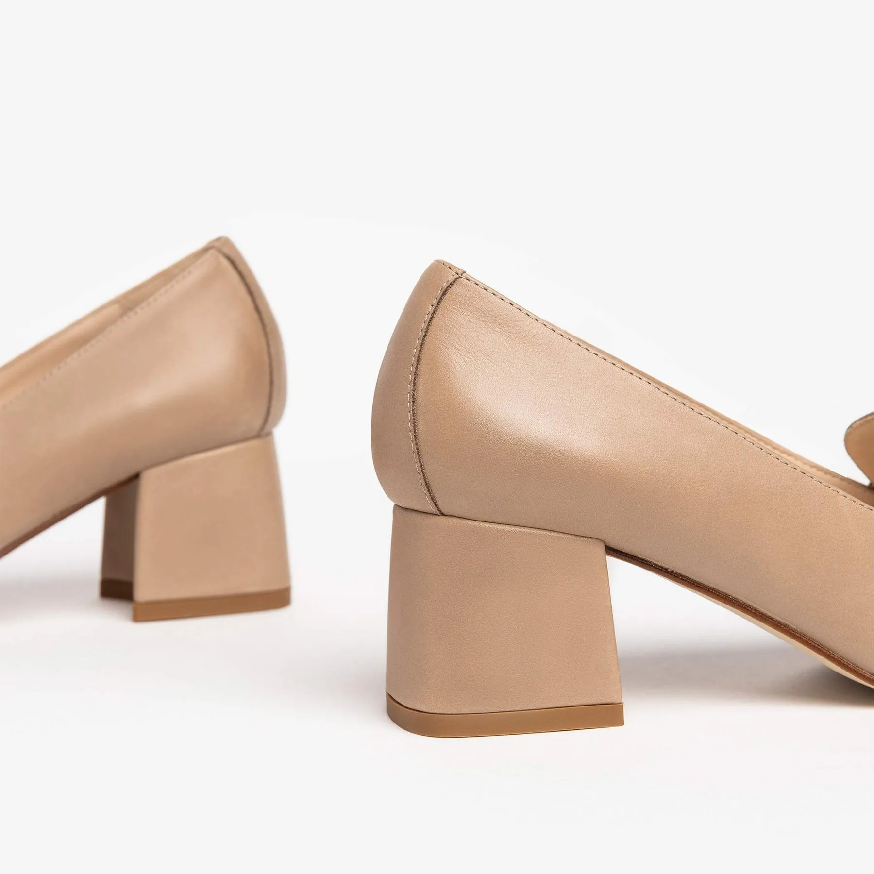 NERO GIARDINI Mocassino Con Tacco Donna - I205651DE Beige  
