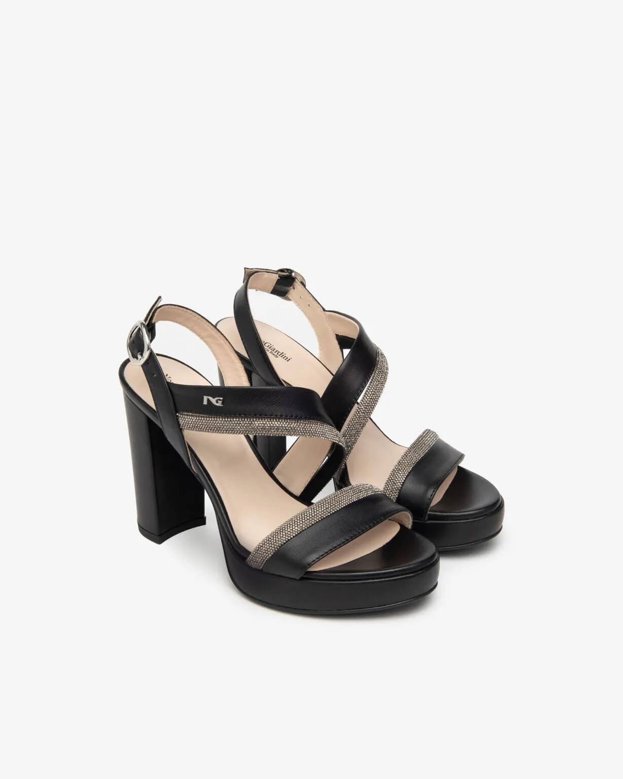 NeroGiardini Sandali donna in pelle-Variante 100|Colore Nero Art.E410220D