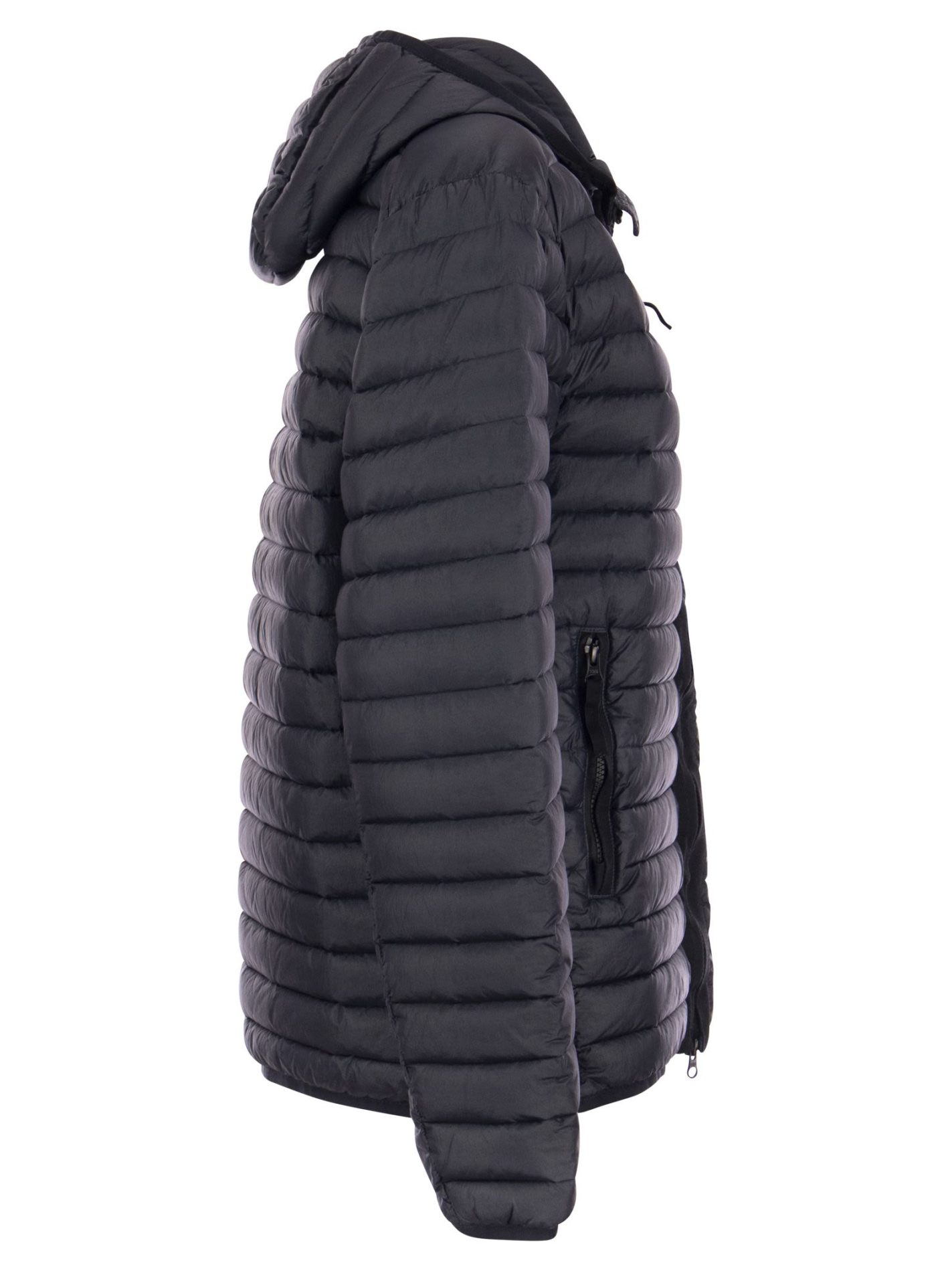 PACKABLE – Piumino leggero con cappuccio