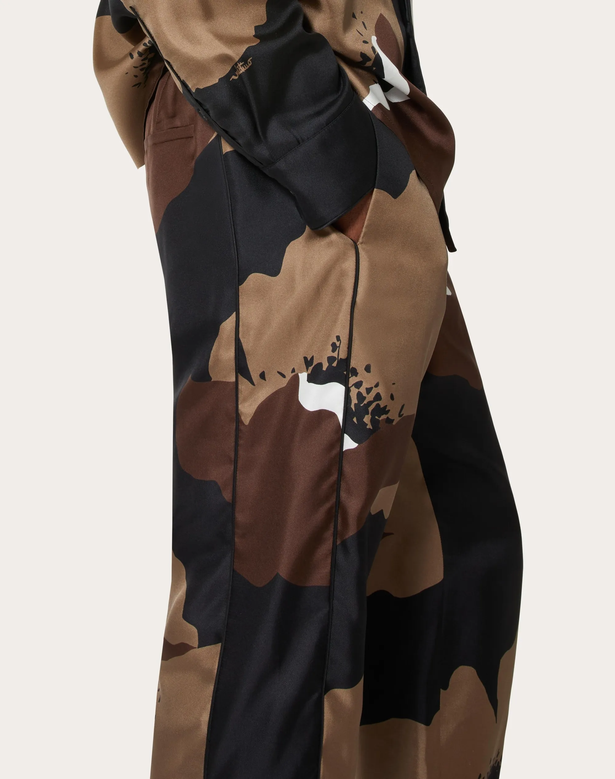 PANTALONE PIGIAMA IN TWILL DI SETA CON STAMPA VALENTINO FLOWER PORTRAIT