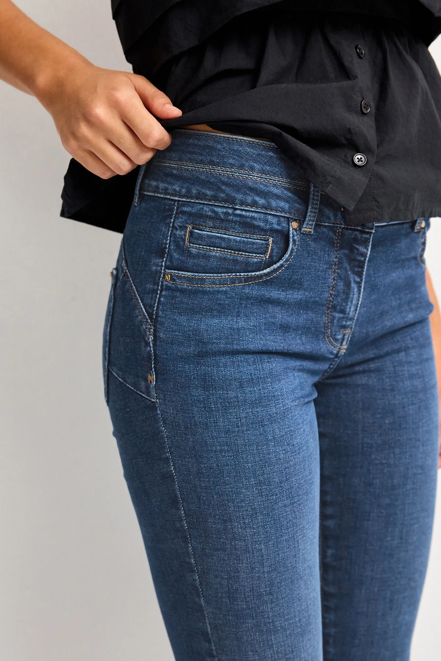 Slim Lift And Shape Bootcut Jeans    