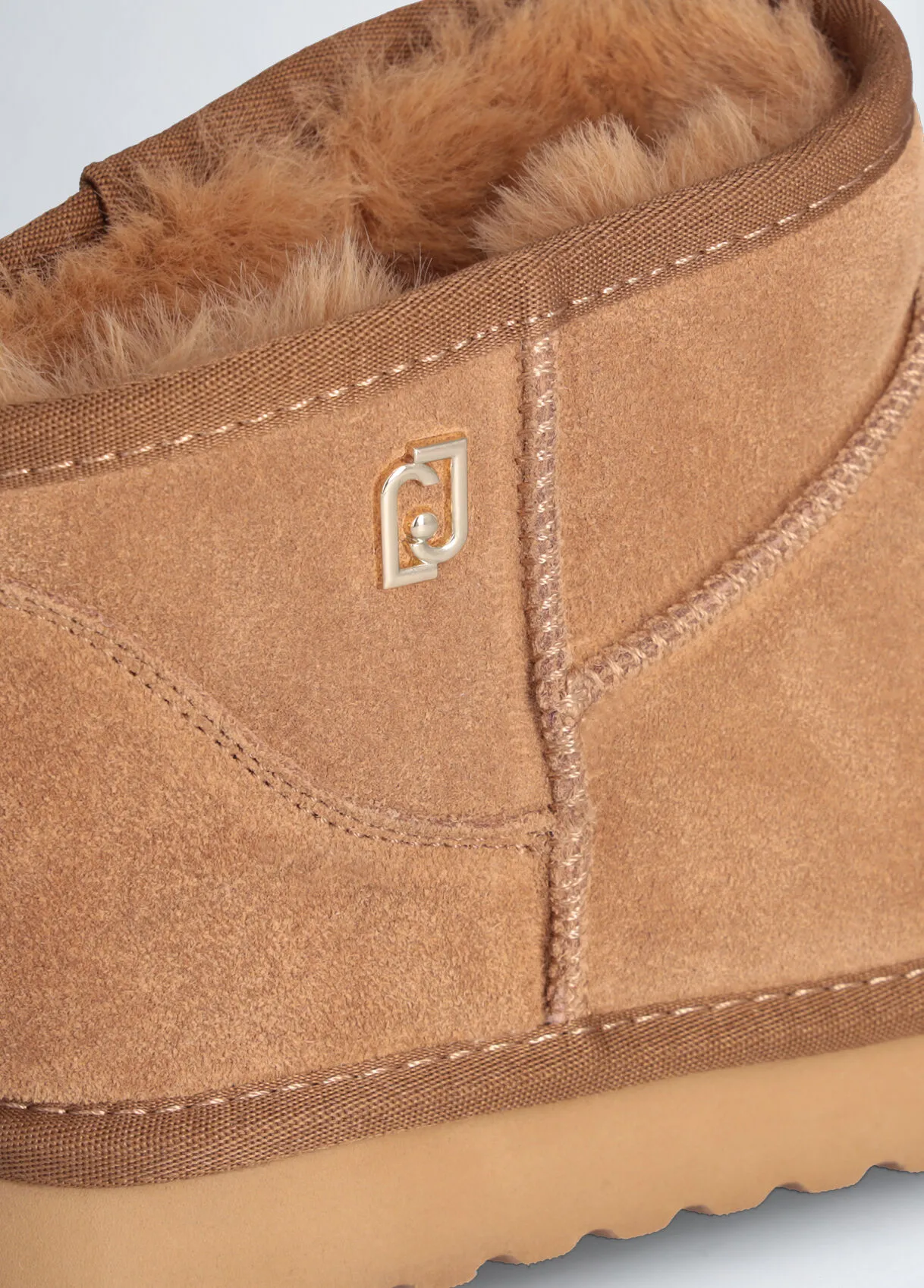 Stivaletti in suede