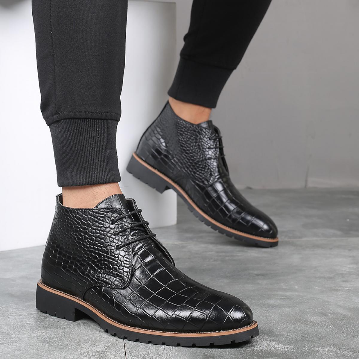Stivaletti moda uomo stivaletti stringati in pelle di coccodrillo stivaletti Martin stivaletti uomo scarpe casual appartamenti a